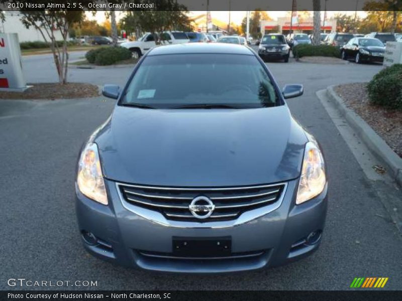 Ocean Gray / Charcoal 2010 Nissan Altima 2.5 S