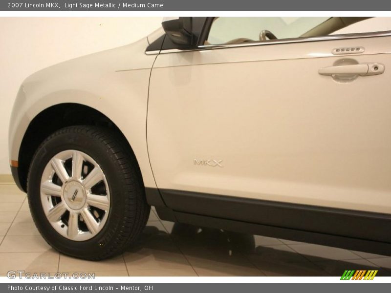 Light Sage Metallic / Medium Camel 2007 Lincoln MKX