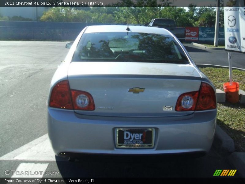Silver Ice Metallic / Titanium 2011 Chevrolet Malibu LS