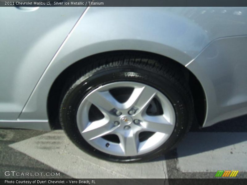 Silver Ice Metallic / Titanium 2011 Chevrolet Malibu LS