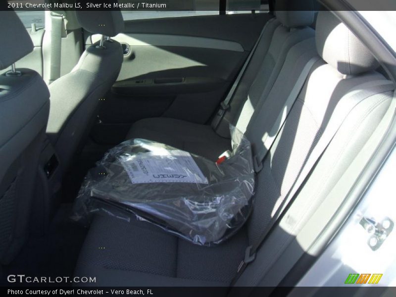 Silver Ice Metallic / Titanium 2011 Chevrolet Malibu LS