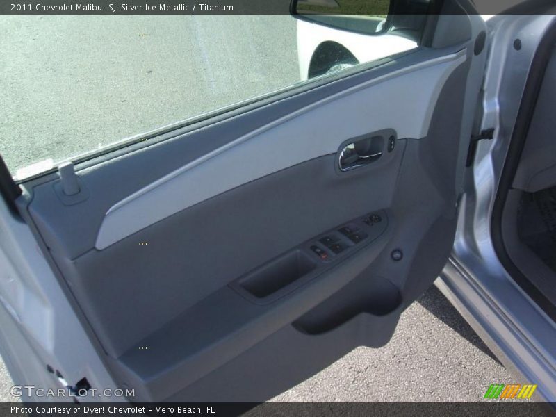 Silver Ice Metallic / Titanium 2011 Chevrolet Malibu LS