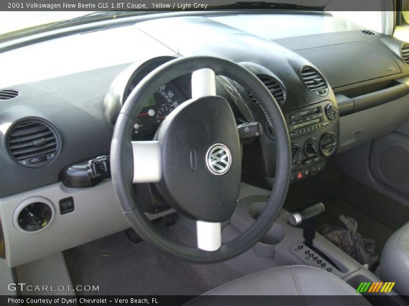 Yellow / Light Grey 2001 Volkswagen New Beetle GLS 1.8T Coupe