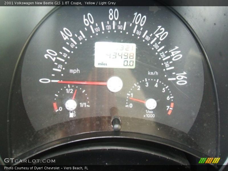 Yellow / Light Grey 2001 Volkswagen New Beetle GLS 1.8T Coupe