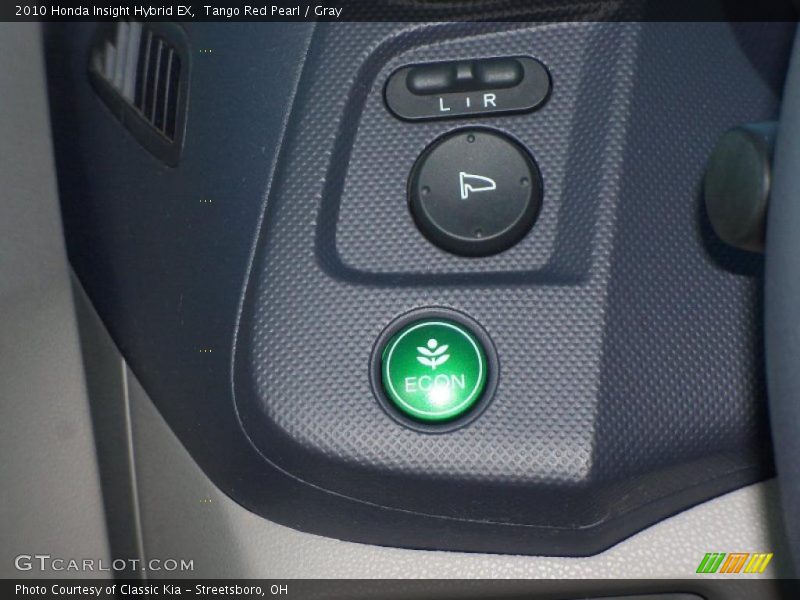 Controls of 2010 Insight Hybrid EX