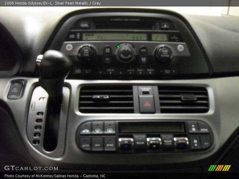 Silver Pearl Metallic / Gray 2006 Honda Odyssey EX-L