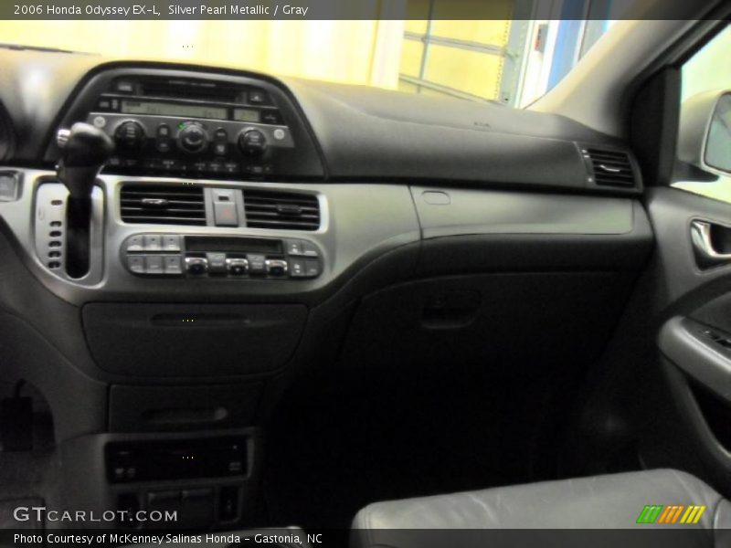 Silver Pearl Metallic / Gray 2006 Honda Odyssey EX-L