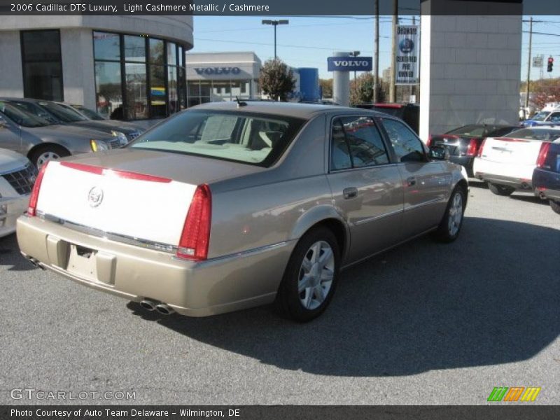 Light Cashmere Metallic / Cashmere 2006 Cadillac DTS Luxury