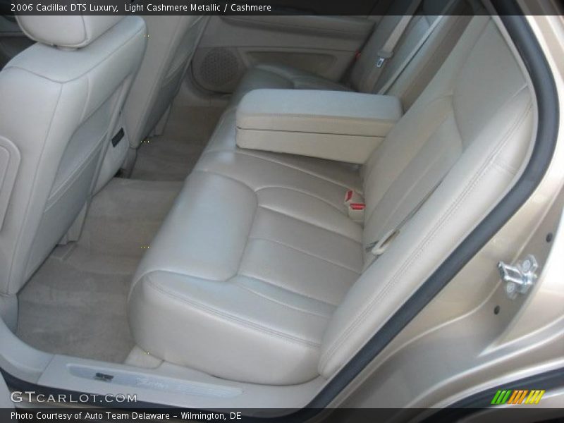  2006 DTS Luxury Cashmere Interior