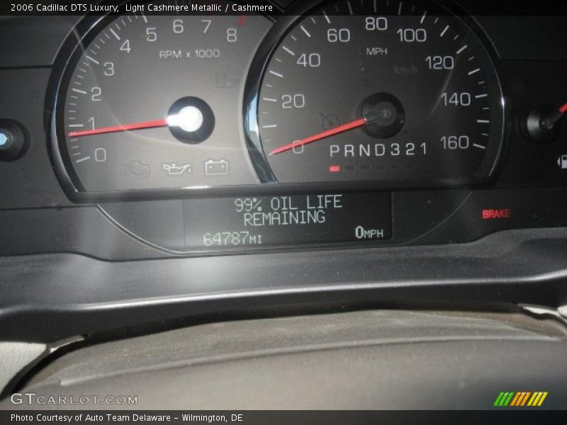 Light Cashmere Metallic / Cashmere 2006 Cadillac DTS Luxury