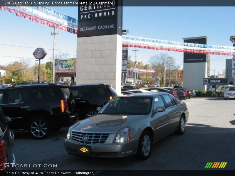 Light Cashmere Metallic / Cashmere 2006 Cadillac DTS Luxury