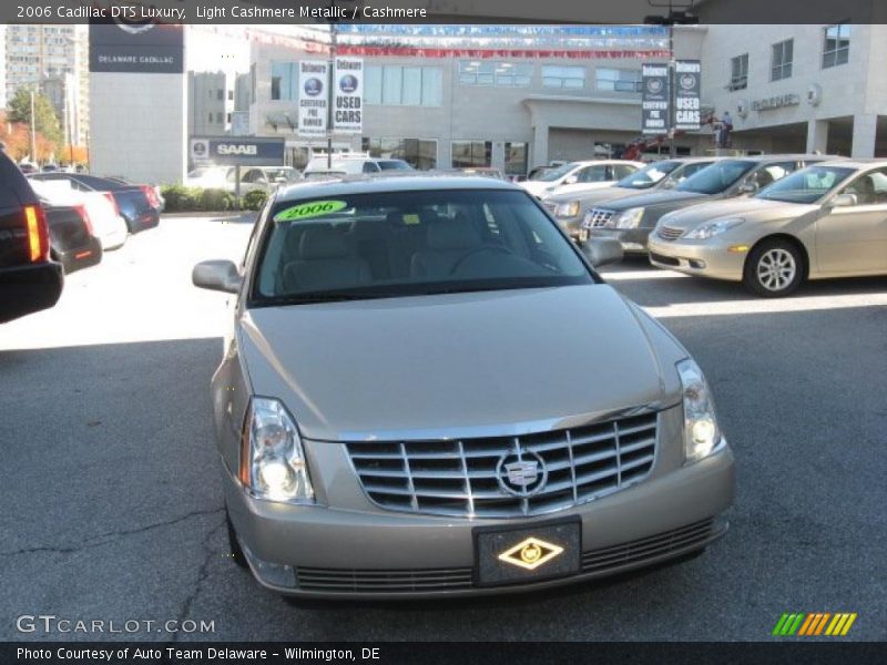 Light Cashmere Metallic / Cashmere 2006 Cadillac DTS Luxury