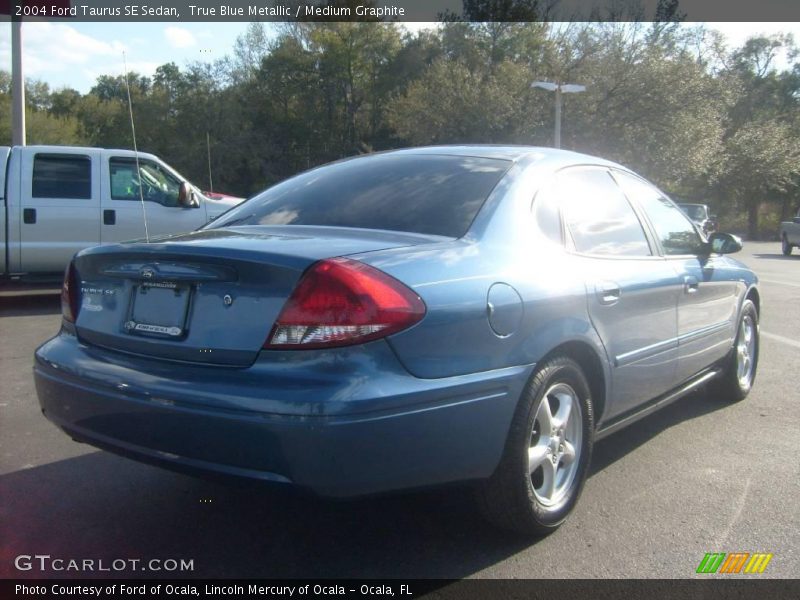 True Blue Metallic / Medium Graphite 2004 Ford Taurus SE Sedan