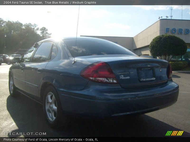 True Blue Metallic / Medium Graphite 2004 Ford Taurus SE Sedan