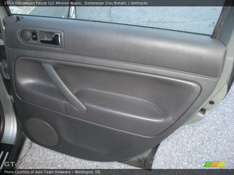 Door Panel of 2004 Passat GLS 4Motion Wagon