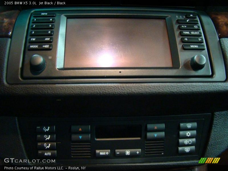 Controls of 2005 X5 3.0i