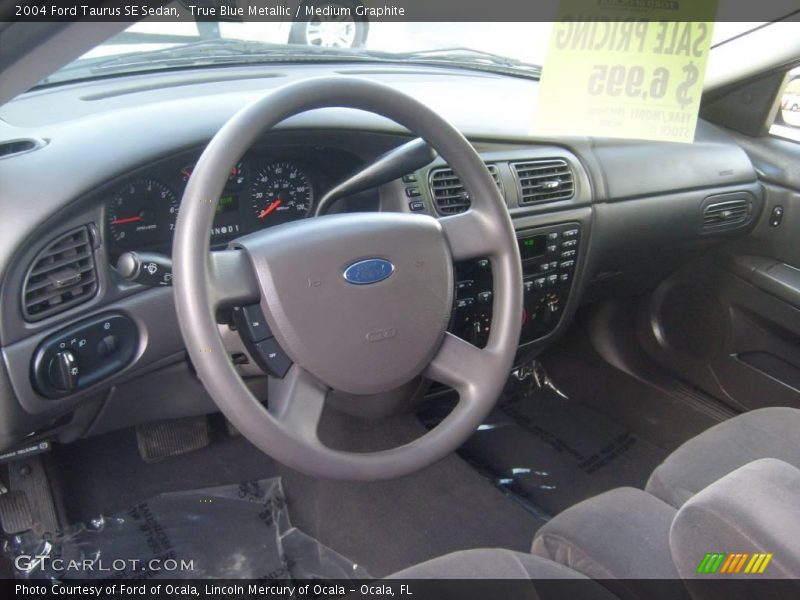 True Blue Metallic / Medium Graphite 2004 Ford Taurus SE Sedan