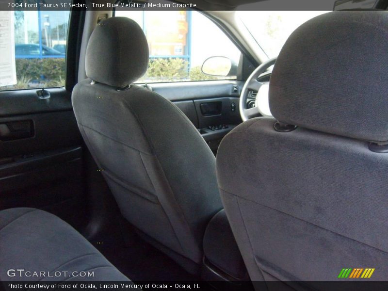 True Blue Metallic / Medium Graphite 2004 Ford Taurus SE Sedan