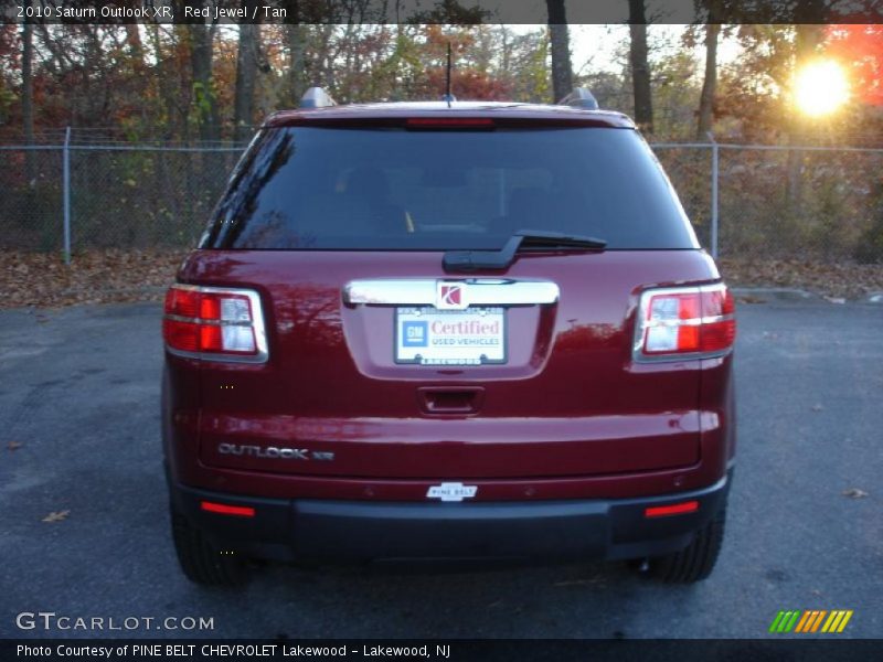 Red Jewel / Tan 2010 Saturn Outlook XR