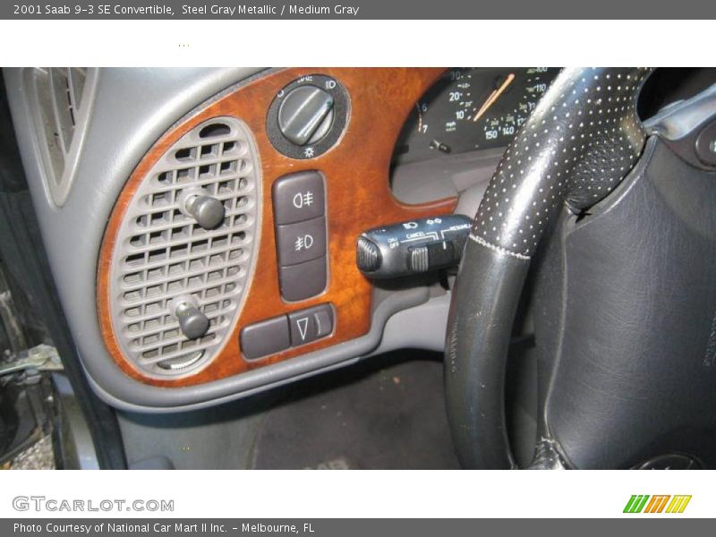 Controls of 2001 9-3 SE Convertible