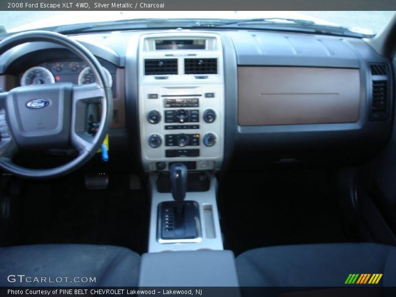 Silver Metallic / Charcoal 2008 Ford Escape XLT 4WD