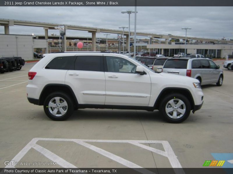  2011 Grand Cherokee Laredo X Package Stone White