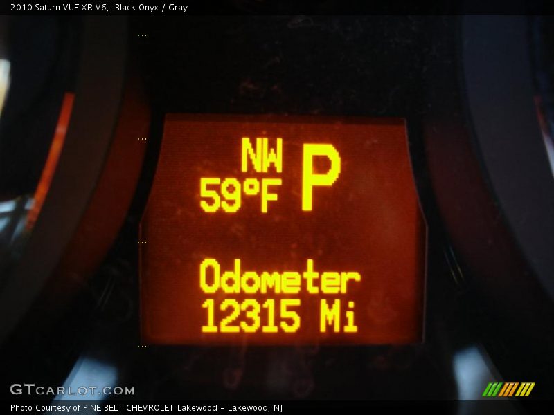 Black Onyx / Gray 2010 Saturn VUE XR V6