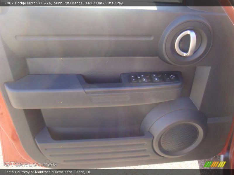 Sunburst Orange Pearl / Dark Slate Gray 2007 Dodge Nitro SXT 4x4