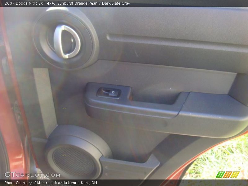 Sunburst Orange Pearl / Dark Slate Gray 2007 Dodge Nitro SXT 4x4