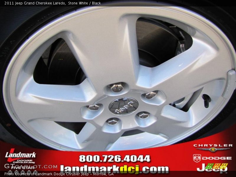 Stone White / Black 2011 Jeep Grand Cherokee Laredo