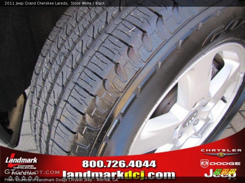Stone White / Black 2011 Jeep Grand Cherokee Laredo