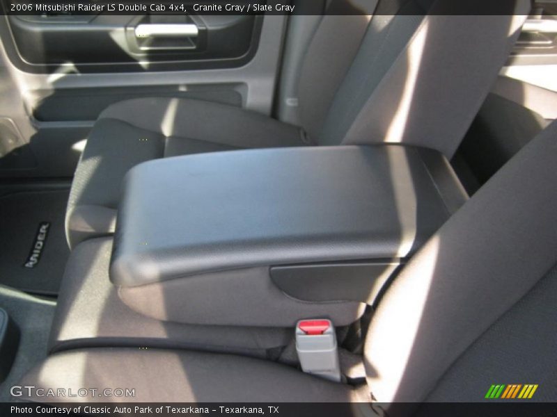 Granite Gray / Slate Gray 2006 Mitsubishi Raider LS Double Cab 4x4