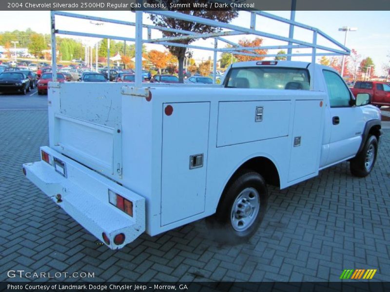 Summit White / Dark Charcoal 2004 Chevrolet Silverado 2500HD Regular Cab Chassis