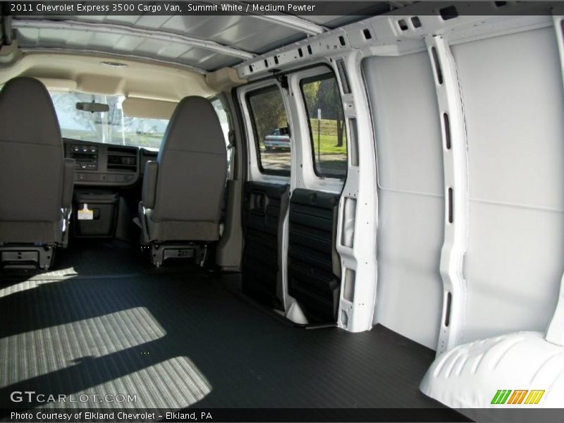 Summit White / Medium Pewter 2011 Chevrolet Express 3500 Cargo Van