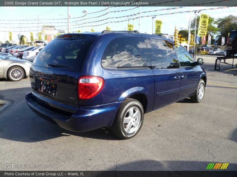  2005 Grand Caravan SXT Midnight Blue Pearl