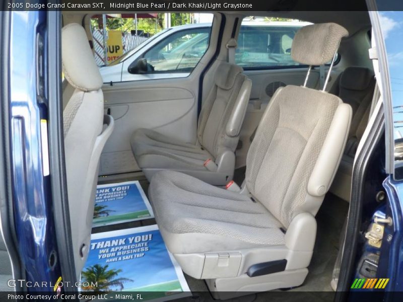  2005 Grand Caravan SXT Dark Khaki/Light Graystone Interior