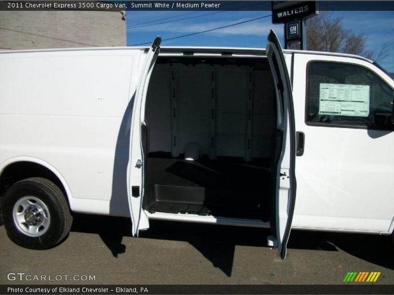 Summit White / Medium Pewter 2011 Chevrolet Express 3500 Cargo Van