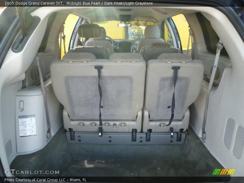  2005 Grand Caravan SXT Trunk