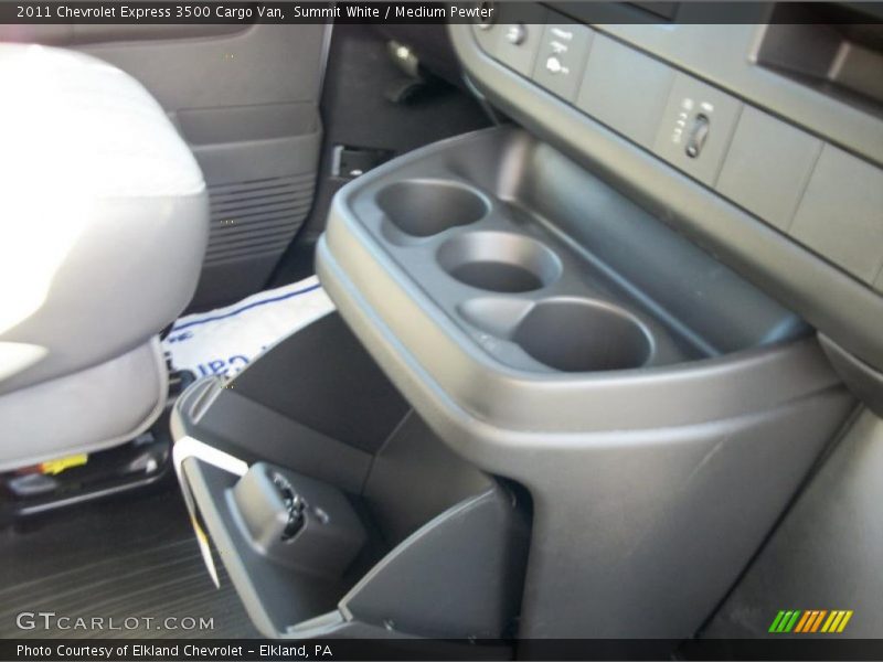 Summit White / Medium Pewter 2011 Chevrolet Express 3500 Cargo Van