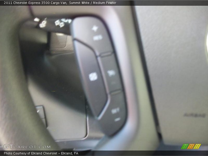 Summit White / Medium Pewter 2011 Chevrolet Express 3500 Cargo Van