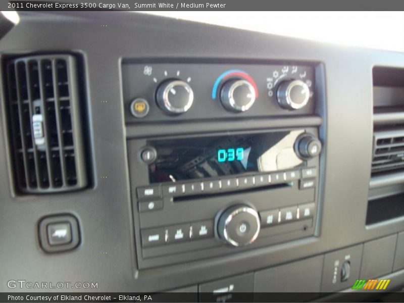 Summit White / Medium Pewter 2011 Chevrolet Express 3500 Cargo Van