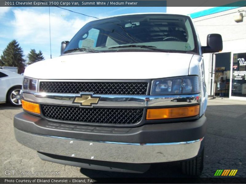 Summit White / Medium Pewter 2011 Chevrolet Express 3500 Cargo Van
