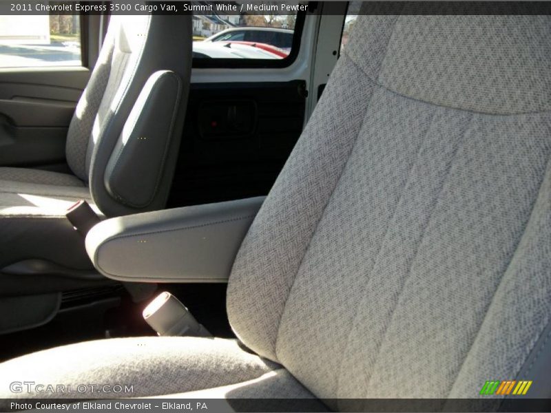 Summit White / Medium Pewter 2011 Chevrolet Express 3500 Cargo Van