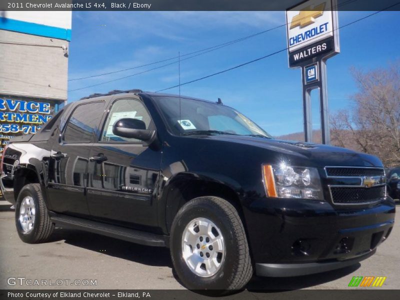 Black / Ebony 2011 Chevrolet Avalanche LS 4x4