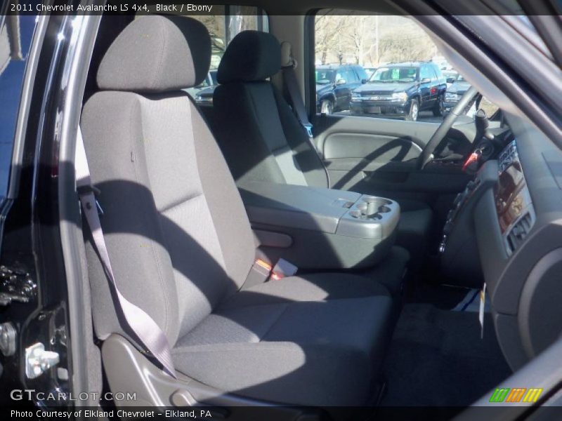 Black / Ebony 2011 Chevrolet Avalanche LS 4x4