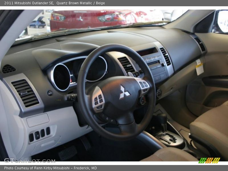 Dashboard of 2011 Outlander SE