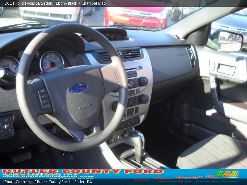 Ebony Black / Charcoal Black 2011 Ford Focus SE Sedan