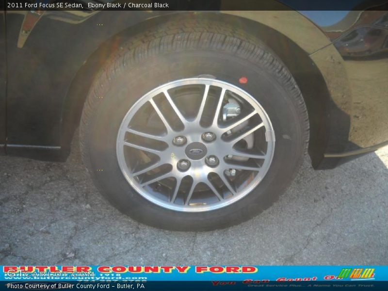 Ebony Black / Charcoal Black 2011 Ford Focus SE Sedan