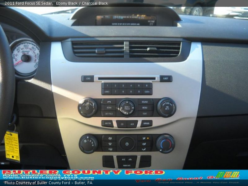 Ebony Black / Charcoal Black 2011 Ford Focus SE Sedan