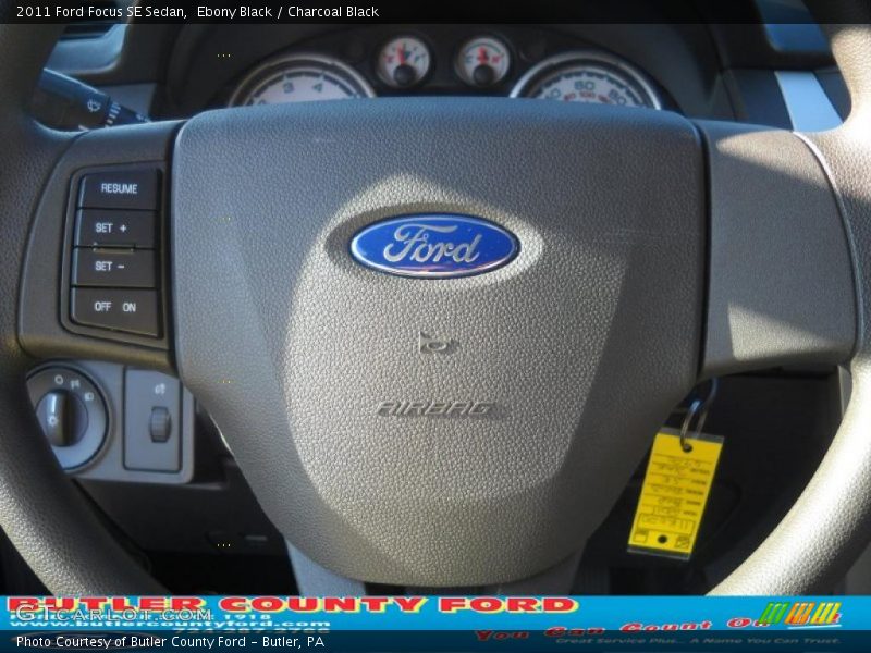 Ebony Black / Charcoal Black 2011 Ford Focus SE Sedan